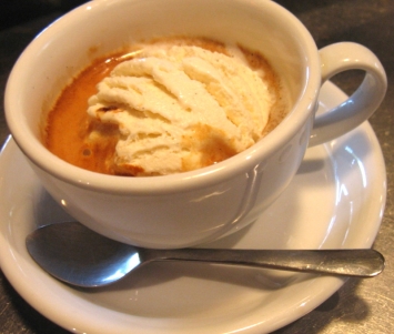 Caffe affogato