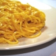 Żółte spaghetti